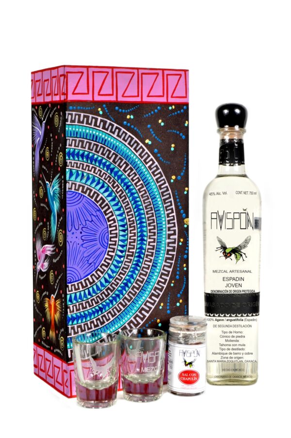 Kit Mezcalero: Botella , Caja Pintada a Mano, Sal de Gusano y Vasos